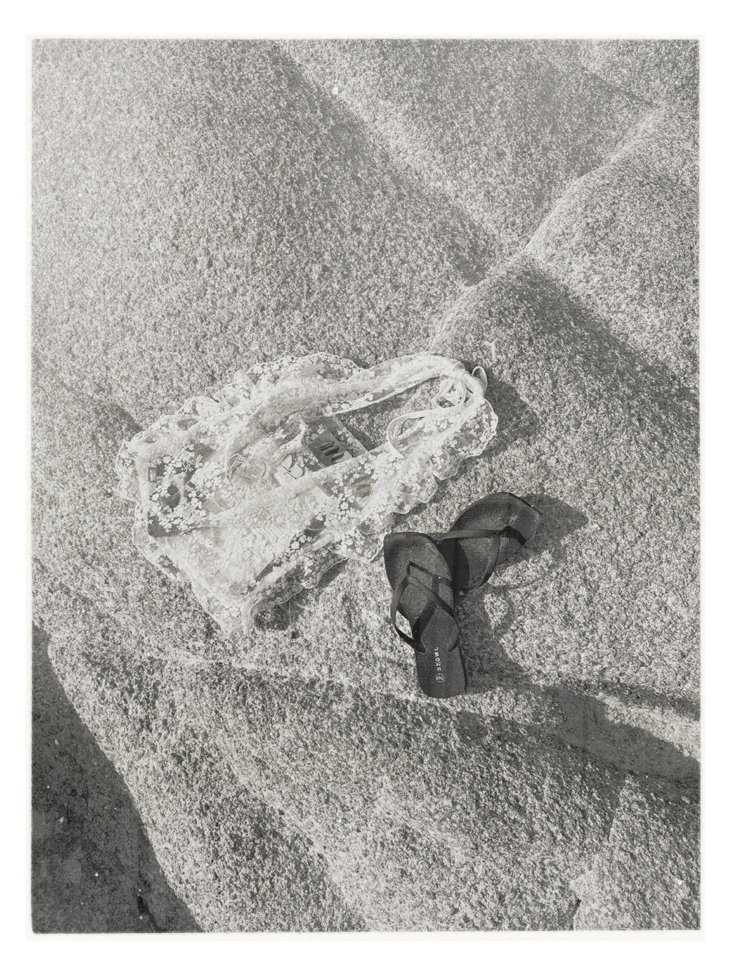 01.WHITE
