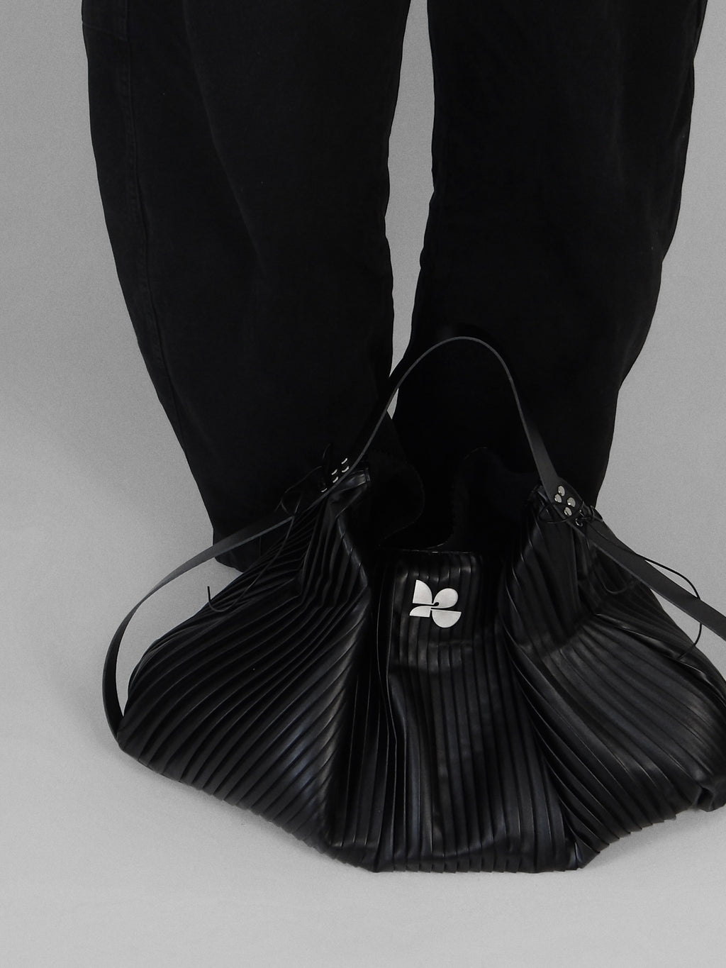03.PLEAT