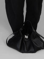 03.PLEAT